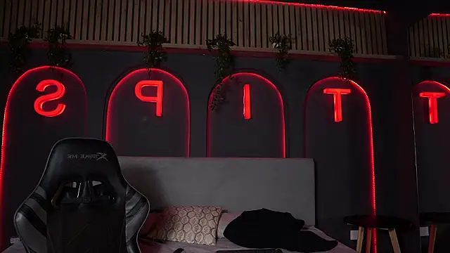 Snapshot of Austin_bolt chatting on 02.14.26 Austin bolt online show from 02.14.26