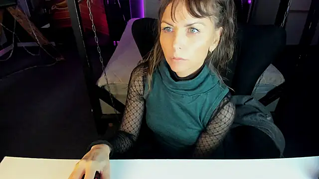 Elizabe th online show from 02.09.25