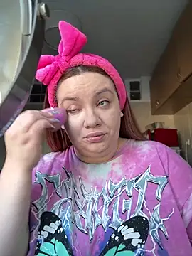 MelanieBrownn online show from 02.24.25