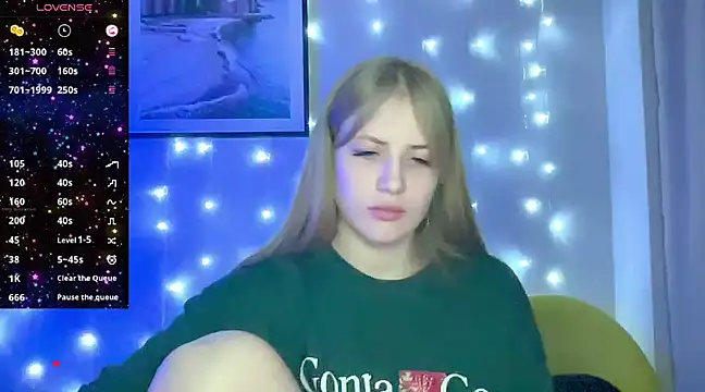 Snapshot of PureAlisMiracle chatting on 01.10.25 PureAlisMiracle online show from 01.10.25