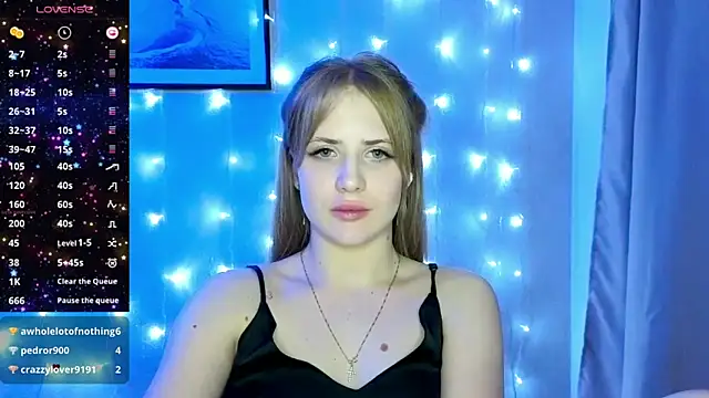 Snapshot of PureAlisMiracle chatting on 01.28.25 PureAlisMiracle online show from 01.28.25