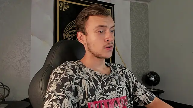 Desmon Clark online show from 02.01.25