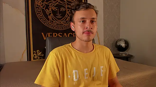 Desmon Clark online show from 09.14.25