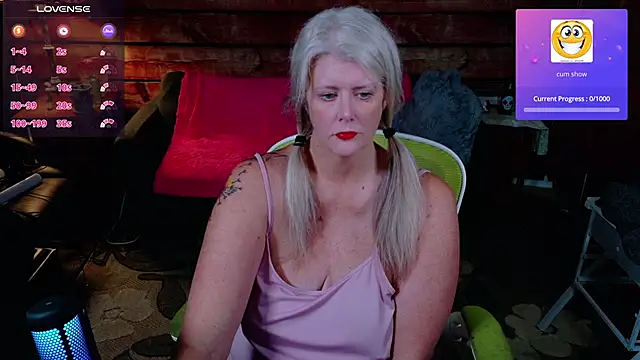 AliceHarlot online show from 10.22.25