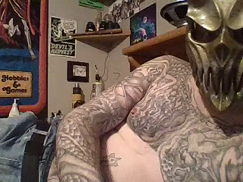 Snapshot of clitstitsandbongrips chatting on 02.17.25 clitstitsandbongrips online show from 02.17.25