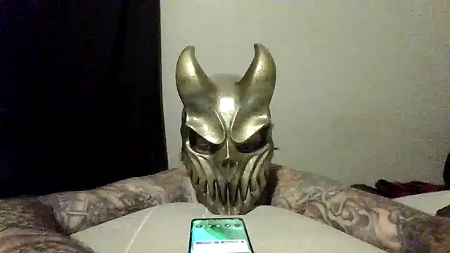 Snapshot of clitstitsandbongrips chatting on 10.20.25 clitstitsandbongrips online show from 10.20.25