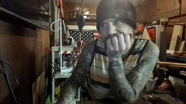 clitstitsandbongrips online show from 11.16.25