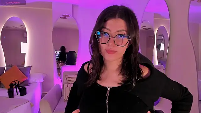 AmberFarrell online show from 04.04.26