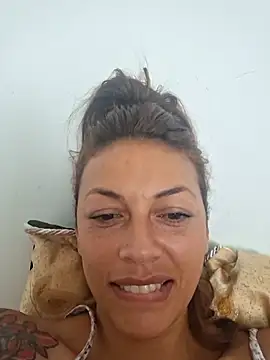 Hanna Charming online show from 04.19.26