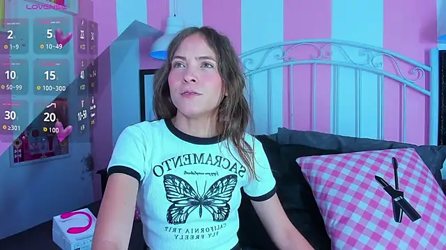 Snapshot of Liah_Grey8 chatting on 01.09.25 Liah Grey8 online show from 01.09.25