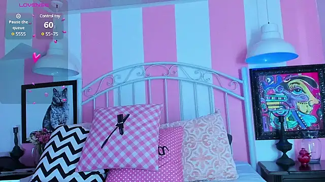 Snapshot of Liah_Grey8 chatting on 03.17.25 Liah Grey8 online show from 03.17.25