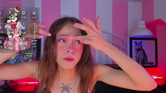 Snapshot of Liah_Grey8 chatting on 11.12.25 Liah Grey8 online show from 11.12.25