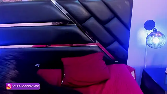 Snapshot of KimberlyVillaLobos chatting on 02.18.25 KimberlyVillaLobos online show from 02.18.25