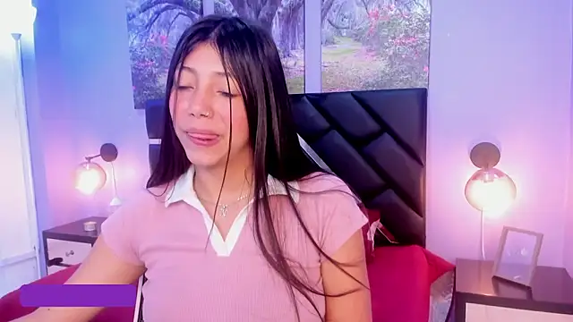 Snapshot of KimberlyVillaLobos chatting on 02.24.25 KimberlyVillaLobos online show from 02.24.25