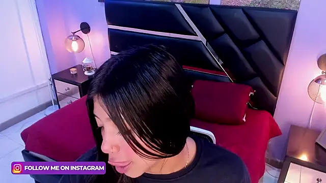 Snapshot of KimberlyVillaLobos chatting on 03.01.25 KimberlyVillaLobos online show from 03.01.25