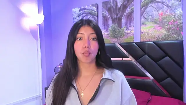 Snapshot of KimberlyVillaLobos chatting on 11.22.25 KimberlyVillaLobos online show from 11.22.25