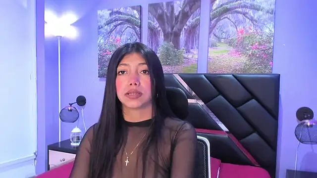 Snapshot of KimberlyVillaLobos chatting on 11.27.25 KimberlyVillaLobos online show from 11.27.25