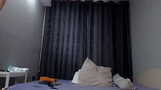 Snapshot of Anna_Curvy chatting on 02.04.25 Anna Curvy online show from 02.04.25