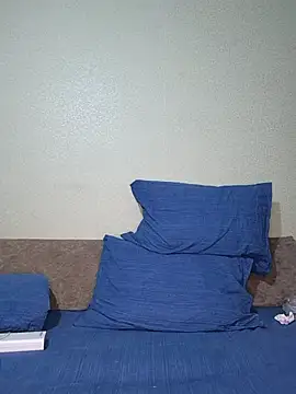 Snapshot of Anna_Curvy chatting on 11.24.25 Anna Curvy online show from 11.24.25