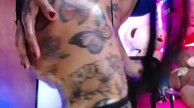 Snapshot of goddess_BigassCock chatting on 01.20.25 goddess BigassCock online show from 01.20.25