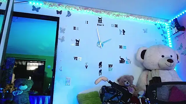 Snapshot of goddess_BigassCock chatting on 11.16.25 goddess BigassCock online show from 11.16.25