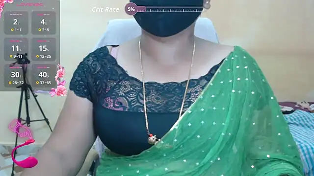 Snapshot of Queen_sakshi chatting on 09.09.25 Queen sakshi online show from 09.09.25