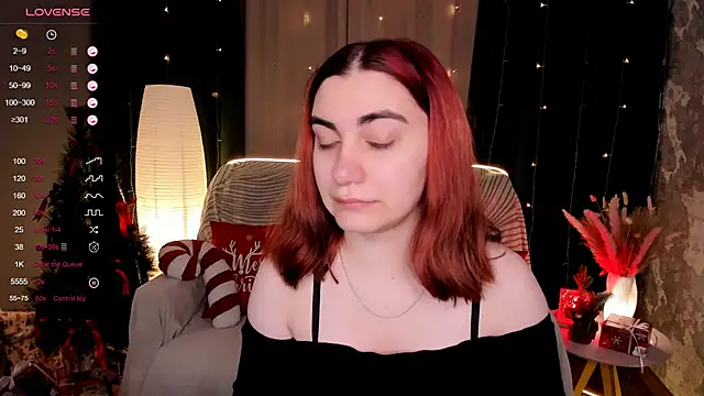 hannacheekss  online show from 12.16.25