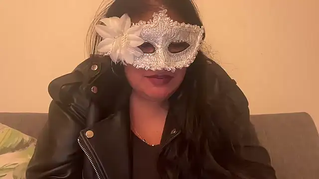 MashaCL online show from 11.05.25