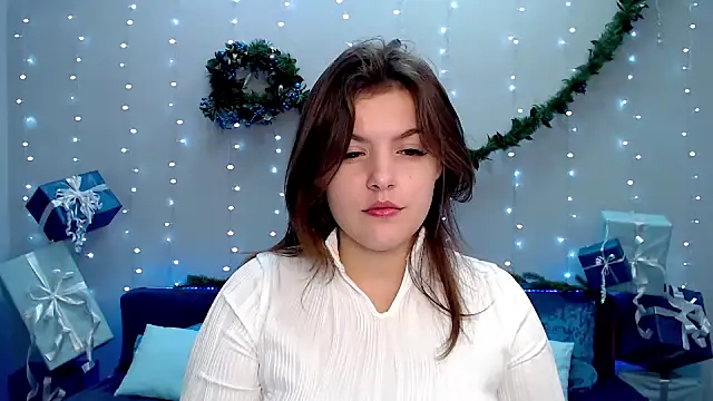 Snapshot of showmeparadise chatting on 12.06.24 showmeparadise online show from 12.06.24