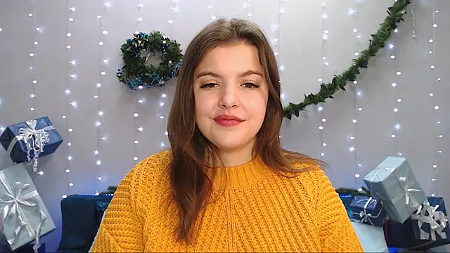 Snapshot of showmeparadise chatting on 12.08.24 showmeparadise online show from 12.08.24