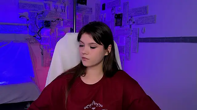 Snapshot of EvaThopson chatting on 02.15.26 EvaThopson online show from 02.15.26