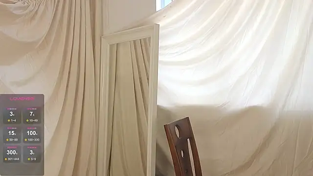 Snapshot of KellyAdderiy chatting on 02.16.25 KellyAdderiy online show from 02.16.25