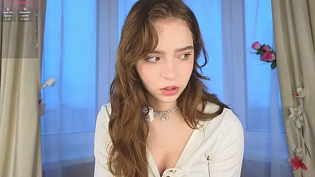 Snapshot of KellyAdderiy chatting on 10.31.25 KellyAdderiy online show from 10.31.25