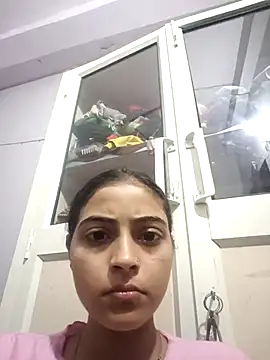 Snapshot of pikubaby chatting on 09.25.25 pikubaby online show from 09.25.25