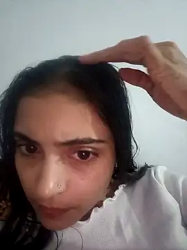 Snapshot of pikubaby chatting on 10.31.25 pikubaby online show from 10.31.25