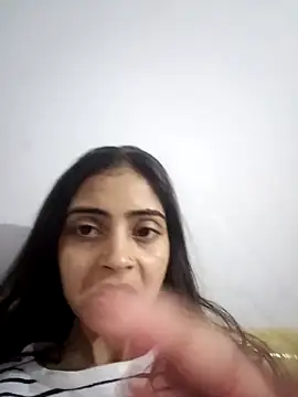 Snapshot of pikubaby chatting on 11.09.25 pikubaby online show from 11.09.25