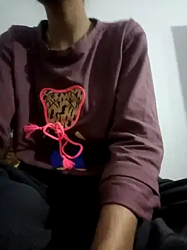 Snapshot of pikubaby chatting on 11.21.25 pikubaby online show from 11.21.25