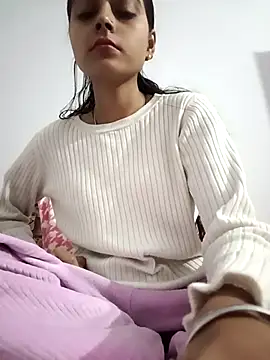 Snapshot of pikubaby chatting on 12.01.25 pikubaby online show from 12.01.25