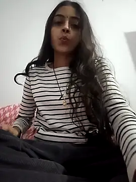 Snapshot of pikubaby chatting on 12.04.25 pikubaby online show from 12.04.25