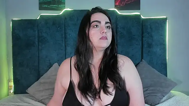 anniie sweett  online show from 10.07.25