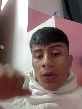 Snapshot of The__Rodriguez chatting on 12.18.25 The Rodriguez online show from 12.18.25