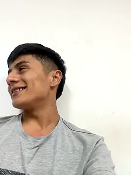 Snapshot of The__Rodriguez chatting on 12.23.25 The Rodriguez online show from 12.23.25