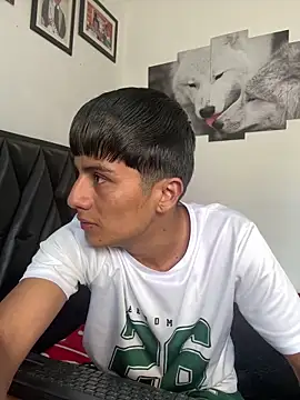 Snapshot of The__Rodriguez chatting on 03.09.26 The Rodriguez online show from 03.09.26