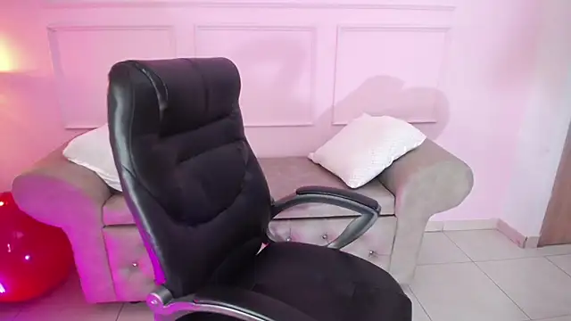 yenny garcia online show from 01.27.25