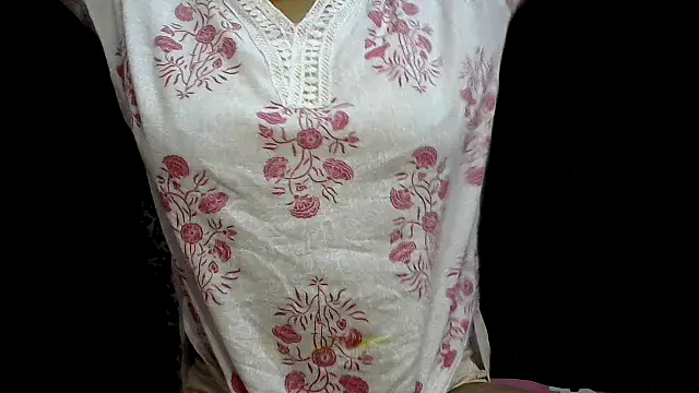 Snapshot of hoor-ki-parii chatting on 12.01.24 hoor-ki-parii online show from 12.01.24