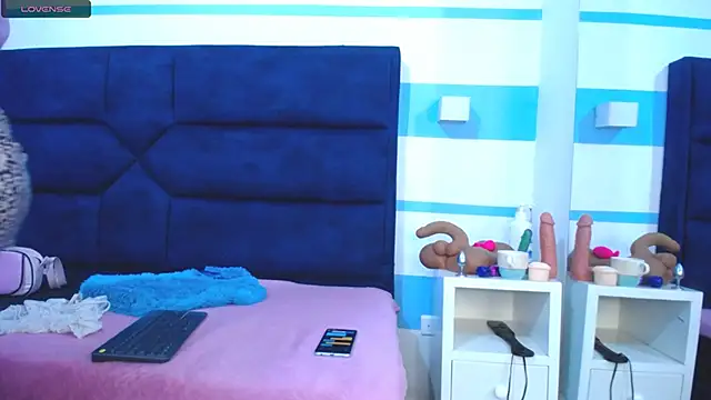 Snapshot of engel_devil chatting on 02.27.25 engel devil online show from 02.27.25