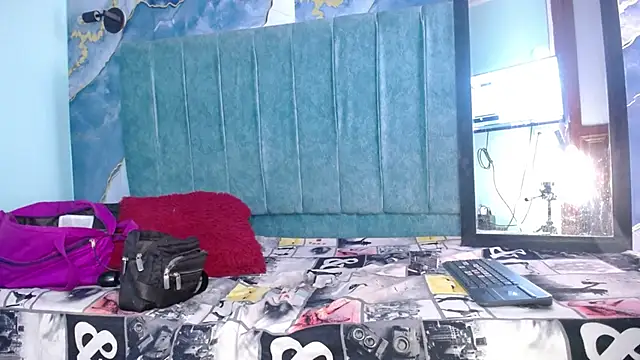 Snapshot of engel_devil chatting on 11.23.25 engel devil online show from 11.23.25