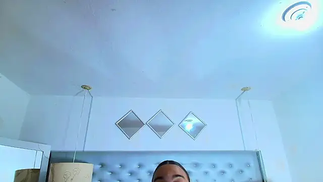 EileenBenzon online show from 03.11.26