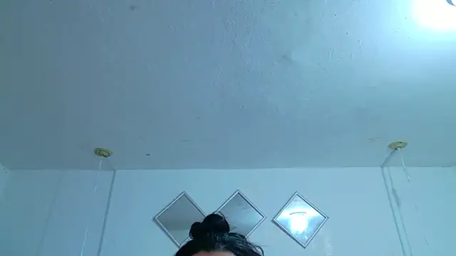 EileenBenzon online show from 04.17.26