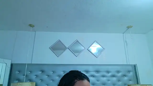 EileenBenzon online show from 04.22.26